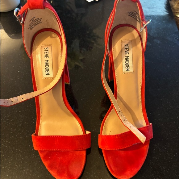 Red suede strappy heels - Picture 2 of 6